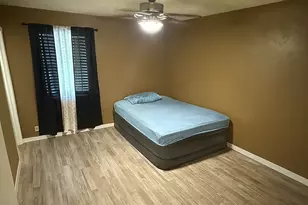 491 Sweetbriar Dr, Lewisville, TX 75067 - Photo 4