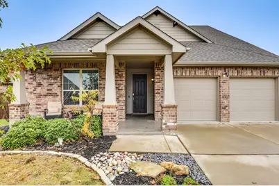 216 Bay, Waxahachie, TX 75165 - Photo 2