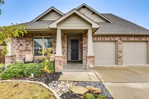 216 Bay, Waxahachie, TX 75165 - Photo 2