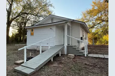 2413 Fm 2574, Palestine, TX 75803 - Photo 1
