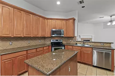 1606 Lake Travis Drive, Allen, TX 75002 - Photo 10