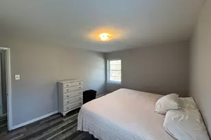 2490 Crescent, Paris, TX 75460 - Photo 10