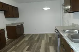 1216 Runaway Bay Dr, Runaway Bay, TX 76426 - Photo 4