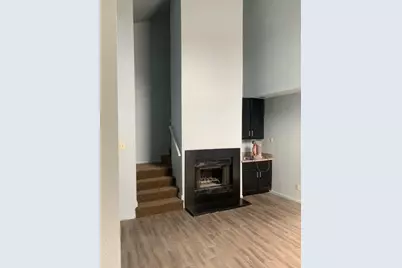 617 Lost Springs Court, Arlington, TX 76012 - Photo 10