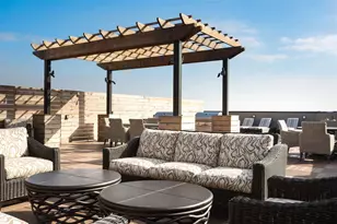 8110 Park Ln, Dallas, TX 75231 - Photo 18