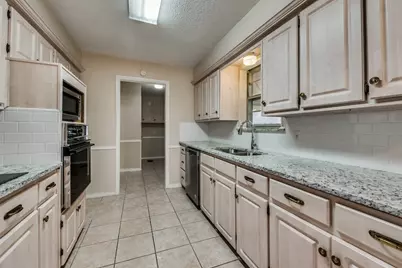 2240 Babalos Lane, Dallas, TX 75228 - Photo 10