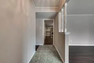 2240 Babalos Ln, Dallas, TX 75228 - Photo 4