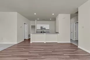 1617 Escondido Dr, Fort Worth, TX 76052 - Photo 6