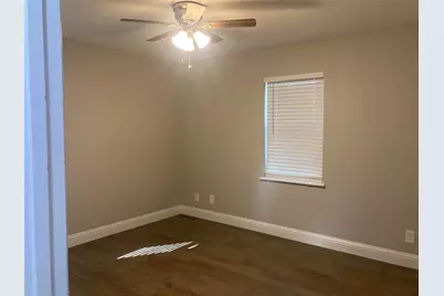 518 Burnwood Drive, Irving, TX 75062 - Photo 10