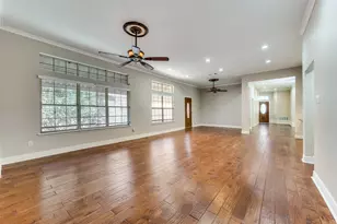 908 McCoy Dr, Irving, TX 75062 - Photo 4