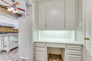 908 McCoy Dr, Irving, TX 75062 - Photo 20