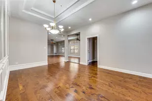 908 McCoy Dr, Irving, TX 75062 - Photo 6