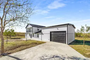 1061 Zmolek Rd, Ennis, TX 75119 - Photo 4