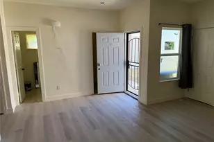 4716 Frank St, Dallas, TX 75210 - Photo 18