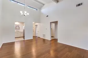 2733 St George Pl, Arlington, TX 76015 - Photo 6