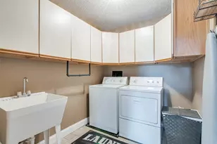 9428 Blue Jay Way, Irving, TX 75063 - Photo 26