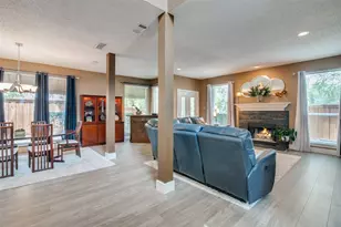 9428 Blue Jay Way, Irving, TX 75063 - Photo 10