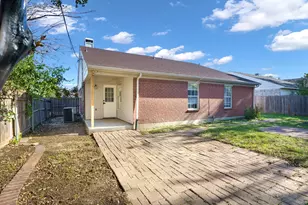 6702 Flamewood Dr, Arlington, TX 76001 - Photo 28