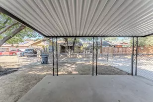 731 N Pleasant Woods Dr, Dallas, TX 75217 - Photo 12