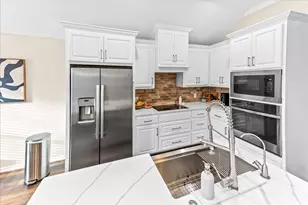 10409 Fallen Leaf Dr, Waco, TX 76712 - Photo 10