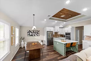 10409 Fallen Leaf Dr, Waco, TX 76712 - Photo 8