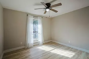 621 Main St, Roanoke, TX 76262 - Photo 22