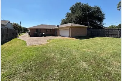 3641 Townsend Drive, Dallas, TX 75229 - Photo 2