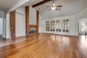 737 Newport Rd, Fort Worth, TX 76120 - Photo 8