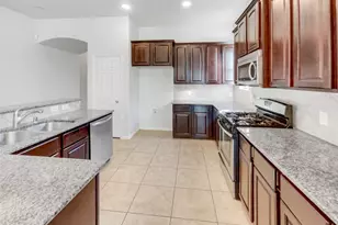 1517 Toucan Dr, Little Elm, TX 75068 - Photo 4