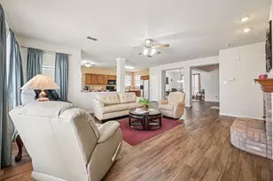 801 Lakedale Ct, Mesquite, TX 75181 - Photo 6