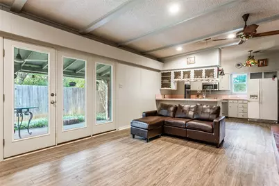 8516 La Jolla Court, Benbrook, TX 76116 - Photo 4