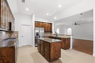 816 Westview Dr, Little Elm, TX 75068 - Photo 12