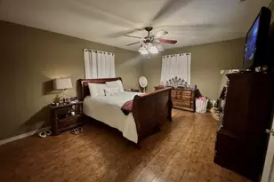 12239 Lovers Ln, LaRue, TX 75770 - Photo 16