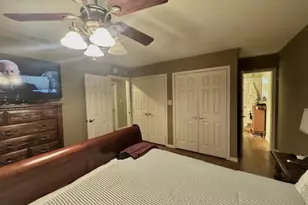 12239 Lovers Ln, LaRue, TX 75770 - Photo 18