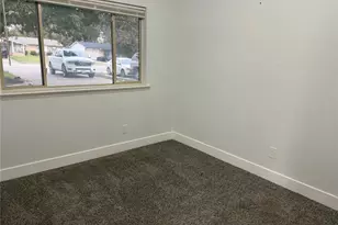 2847 W Rochelle Rd, Irving, TX 75062 - Photo 8