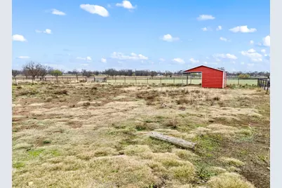 6935 H Lively Road, Ponder, TX 76259 - Photo 34