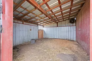 6935 H Lively Rd, Ponder, TX 76259 - Photo 32