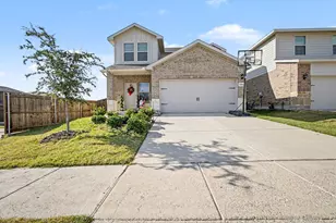 1301 Draper Ln, Forney, TX 75126 - Photo 2