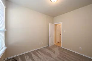 228 Red Fox Ln, Denton, TX 76210 - Photo 8