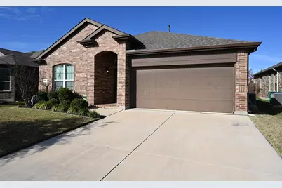 228 Red Fox Lane, Denton, TX 76210 - Photo 2