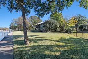 258 Sunset Point, Mabank, TX 75156 - Photo 6