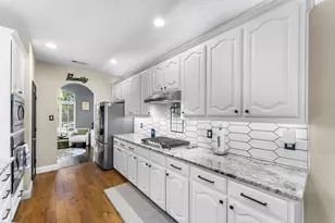 3220 Serpis, Grand Prairie, TX 75054 - Photo 6