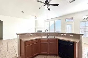 1648 Northview Dr, Grand Prairie, TX 75051 - Photo 10