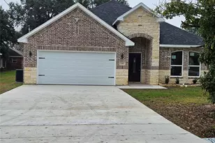 200 E 1st N St, Kaufman, TX 75142 - Photo 2