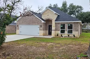 200 E 1st N St, Kaufman, TX 75142 - Photo 28