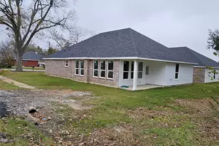 200 E 1st N St, Kaufman, TX 75142 - Photo 32