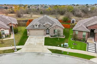 9428 Red Brush Trl, Fort Worth, TX 76131 - Photo 32