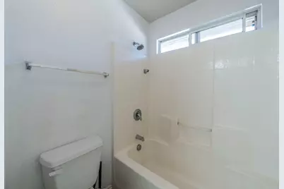 7042 Hedgebrook Drive, Dallas, TX 75249 - Photo 24