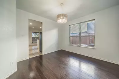 7042 Hedgebrook Drive, Dallas, TX 75249 - Photo 10