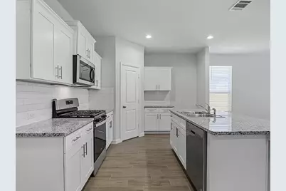 5229 Boulder Valley Drive, Fort Worth, TX 76179 - Photo 8